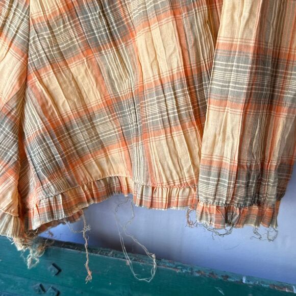 Urban outfitters Lorelei crinkle plaid romper size large yellow orange shorts su - Picture 3 of 8